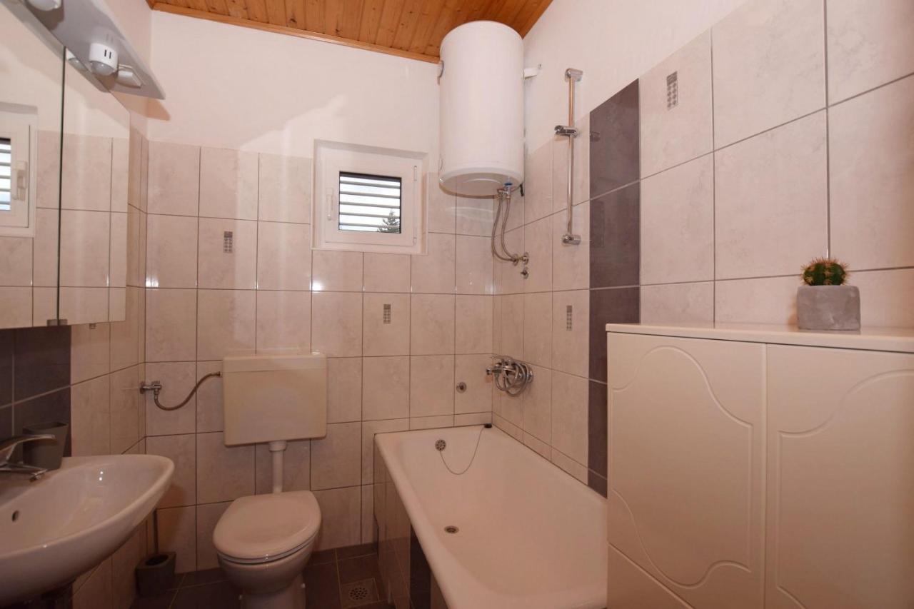 Apartments Andrija Pirovac Ngoại thất bức ảnh