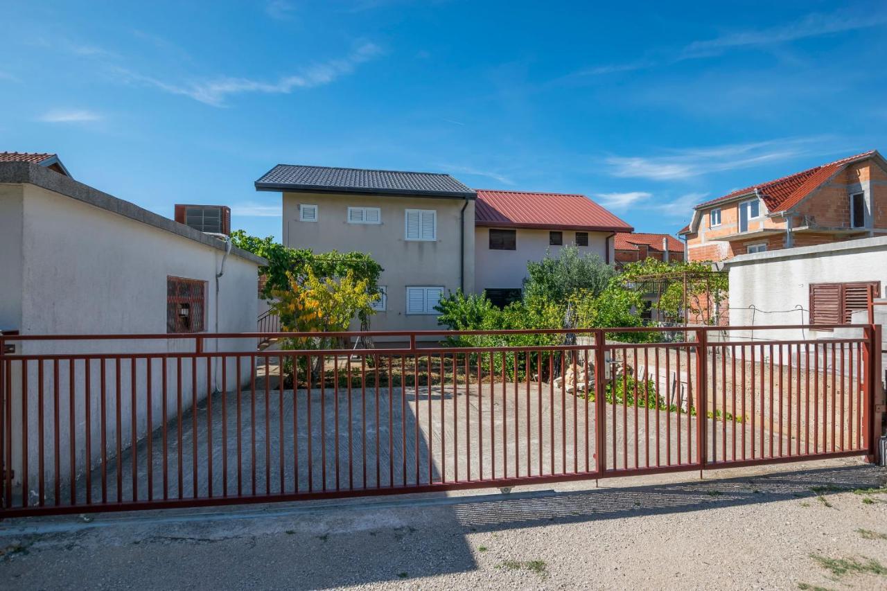 Apartments Andrija Pirovac Ngoại thất bức ảnh