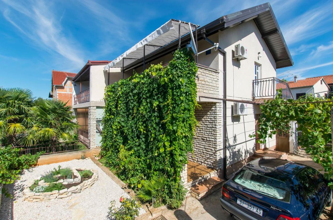 Apartments Andrija Pirovac Ngoại thất bức ảnh